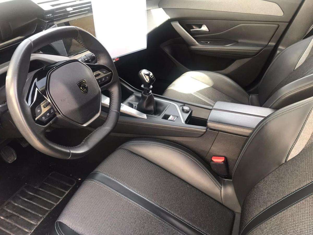 peugeot-308-sw-2022-diesel-1499cc