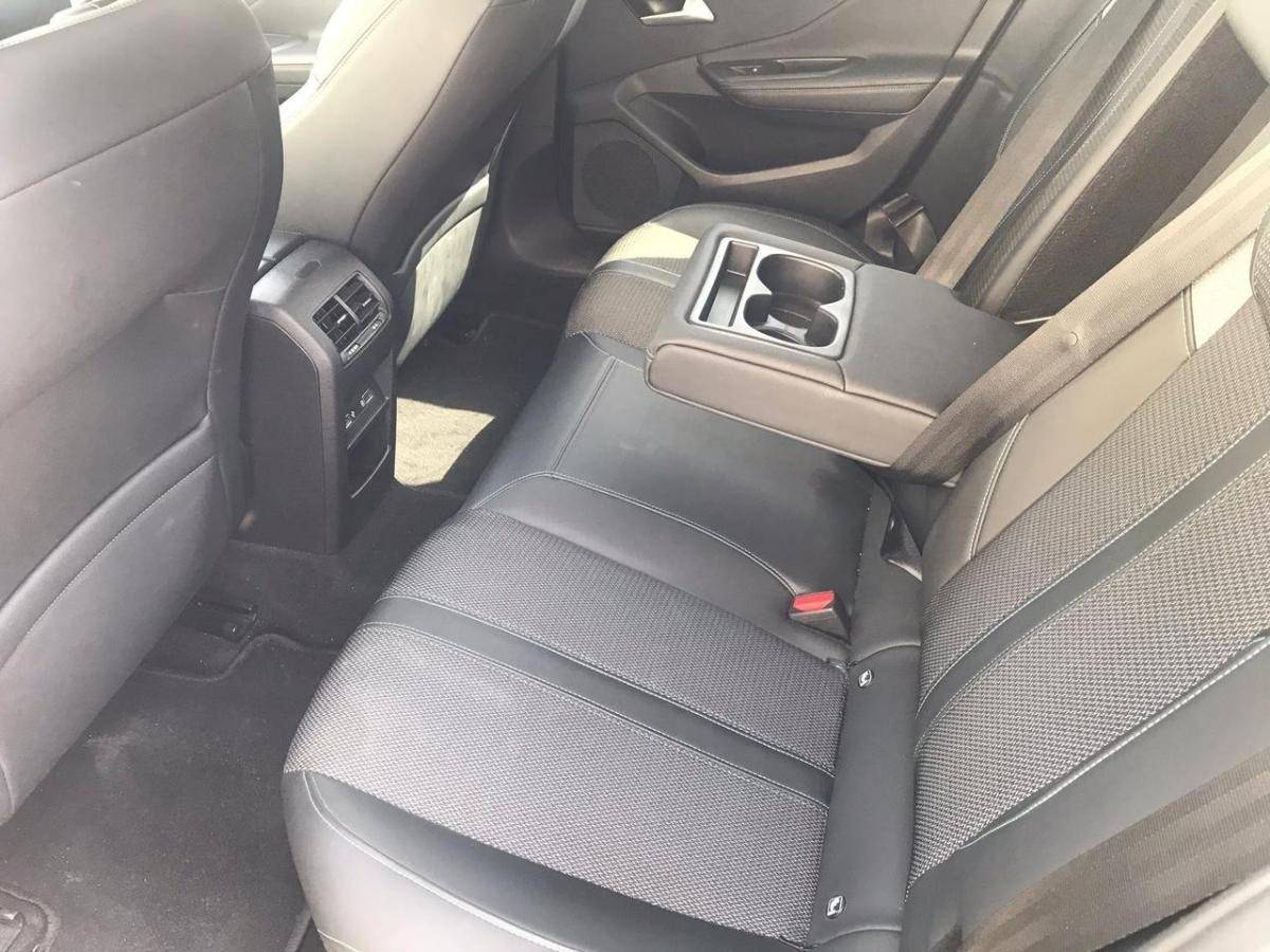 peugeot-308-sw-2022-diesel-1499cc