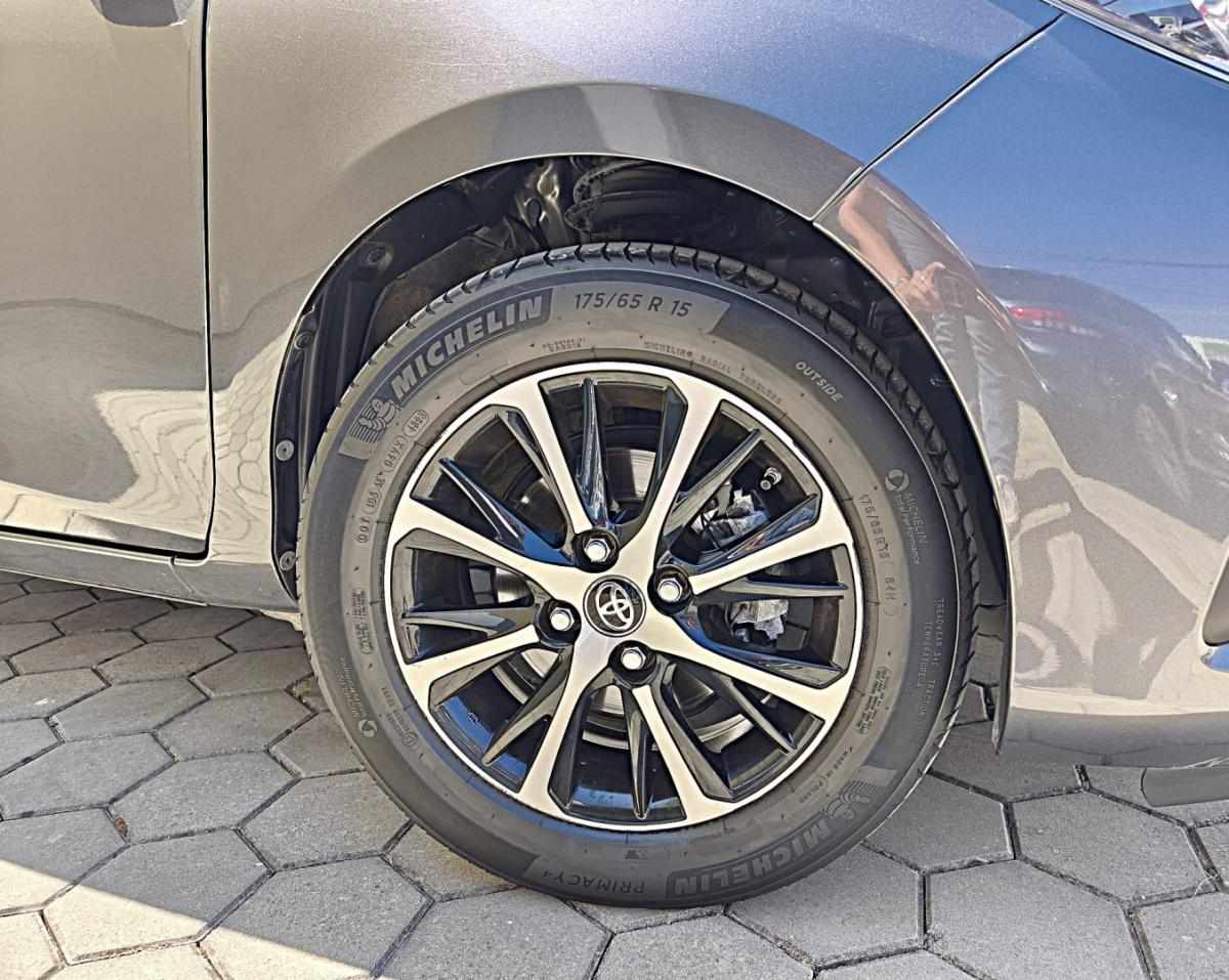 toyota-yaris-2020-gasolina-998cc