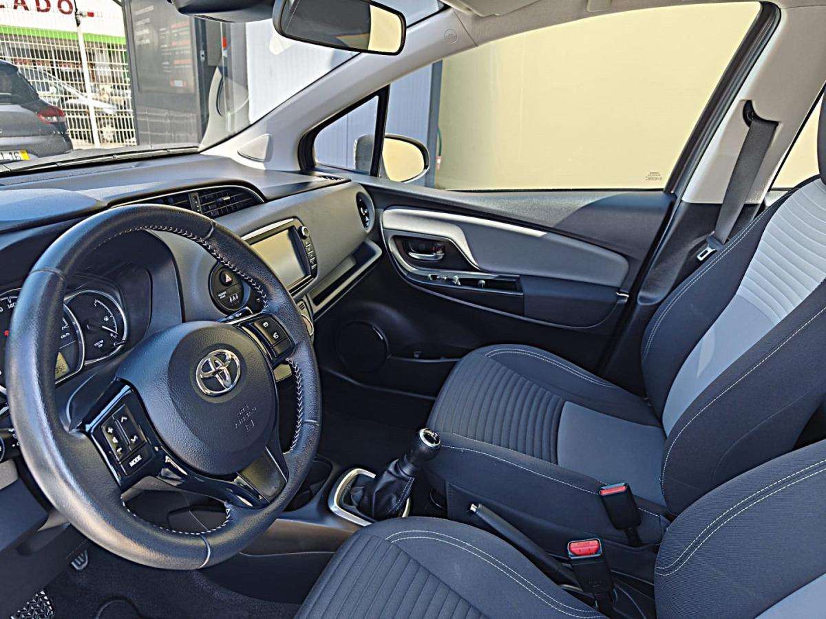 toyota-yaris-2020-gasolina-998cc