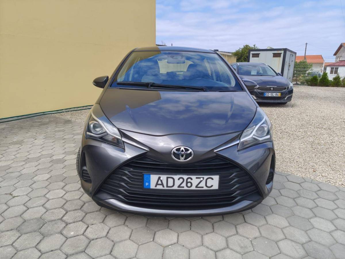 toyota-yaris-2020-gasolina-998cc