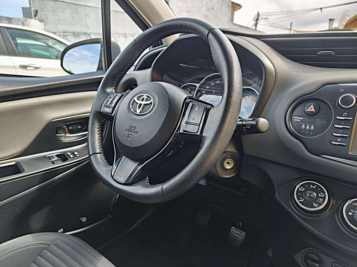 toyota-yaris-2020-gasolina-998cc