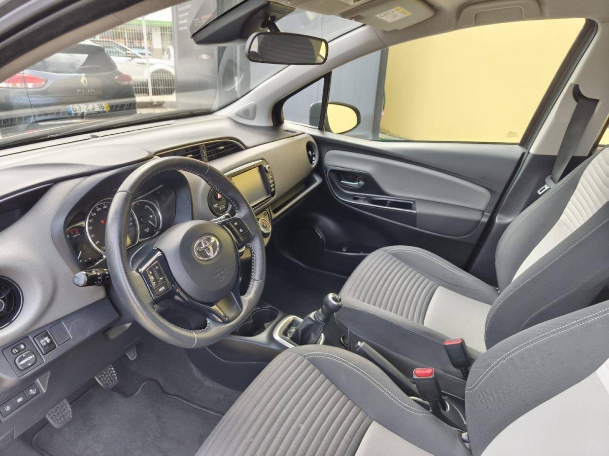 toyota-yaris-2020-gasolina-998cc