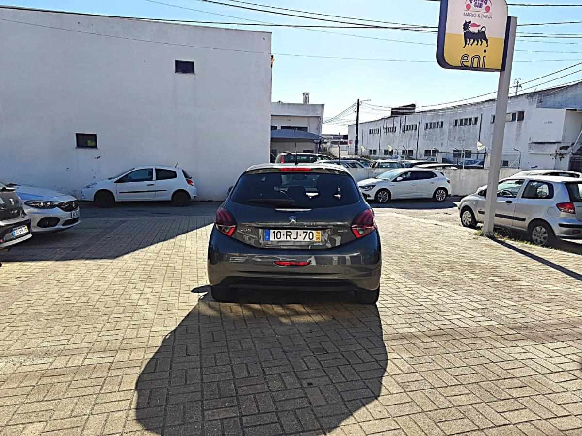 peugeot-208-2016-diesel-1560cc