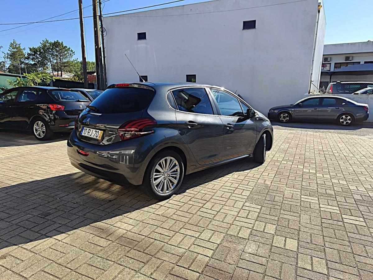 peugeot-208-2016-diesel-1560cc