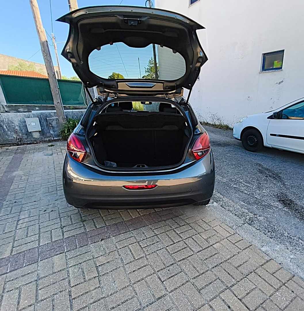 peugeot-208-2016-diesel-1560cc