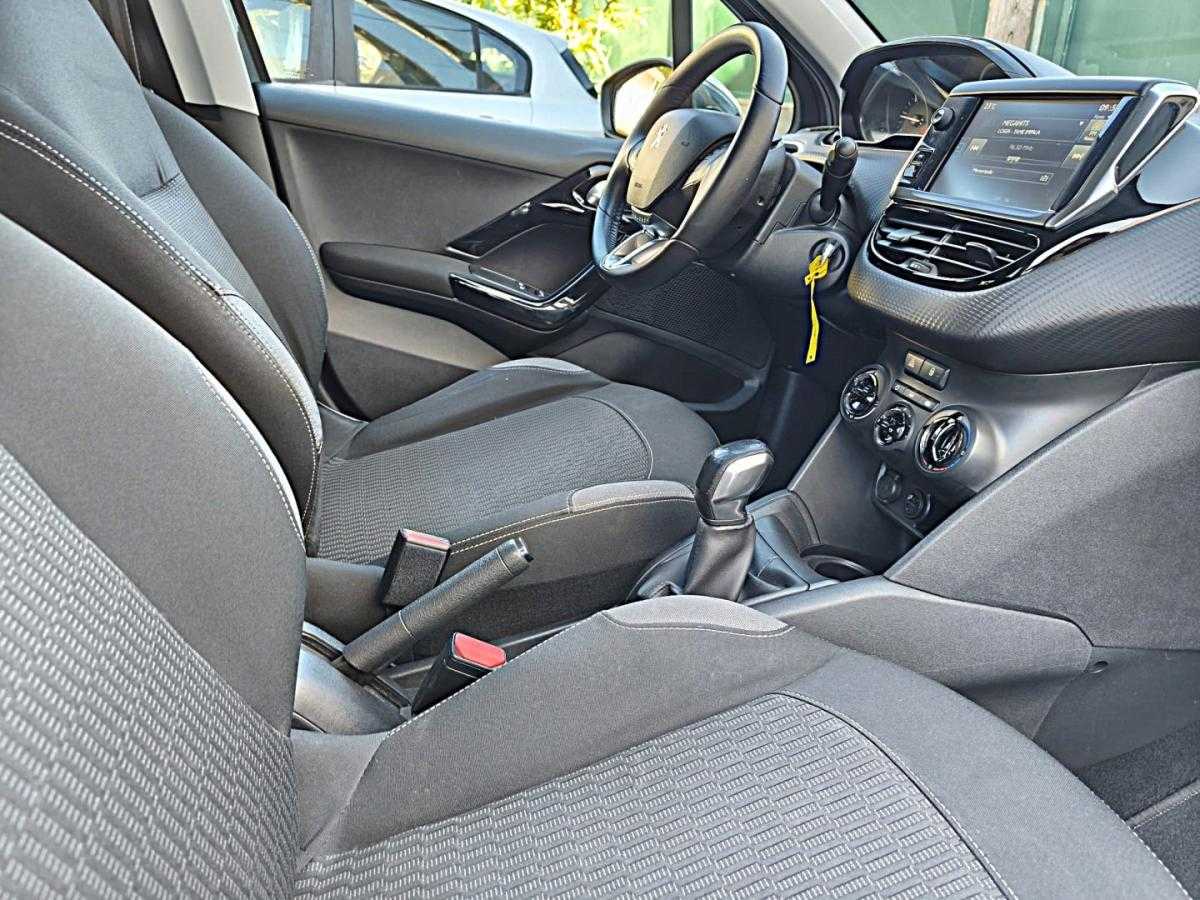 peugeot-208-2016-diesel-1560cc