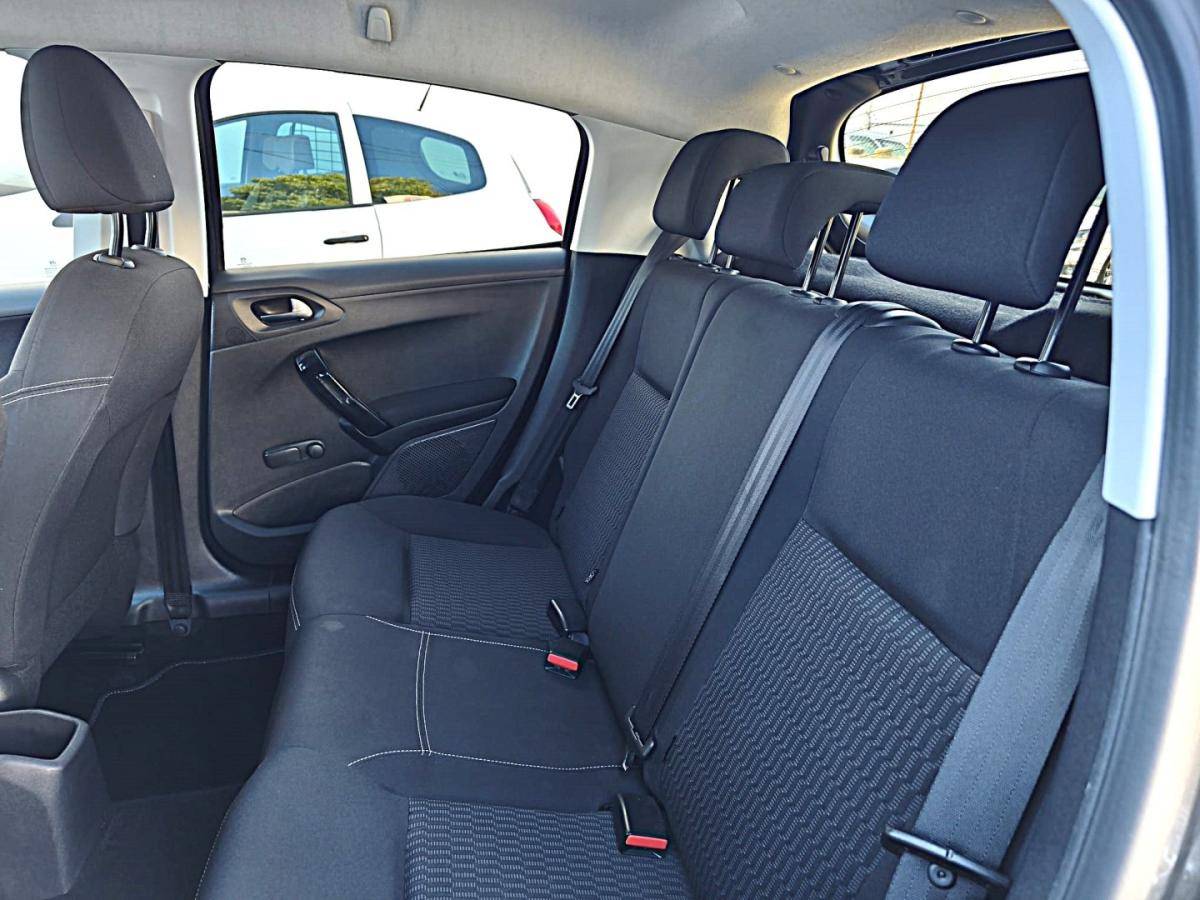 peugeot-208-2016-diesel-1560cc