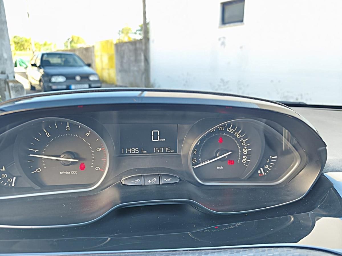 peugeot-208-2016-diesel-1560cc
