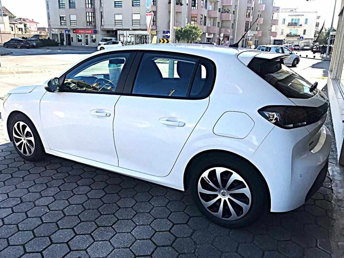 peugeot-208-2020-gasolina-1199cc