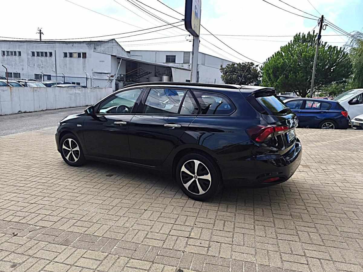 fiat-tipo-station-wagon-2018-diesel-1598cc