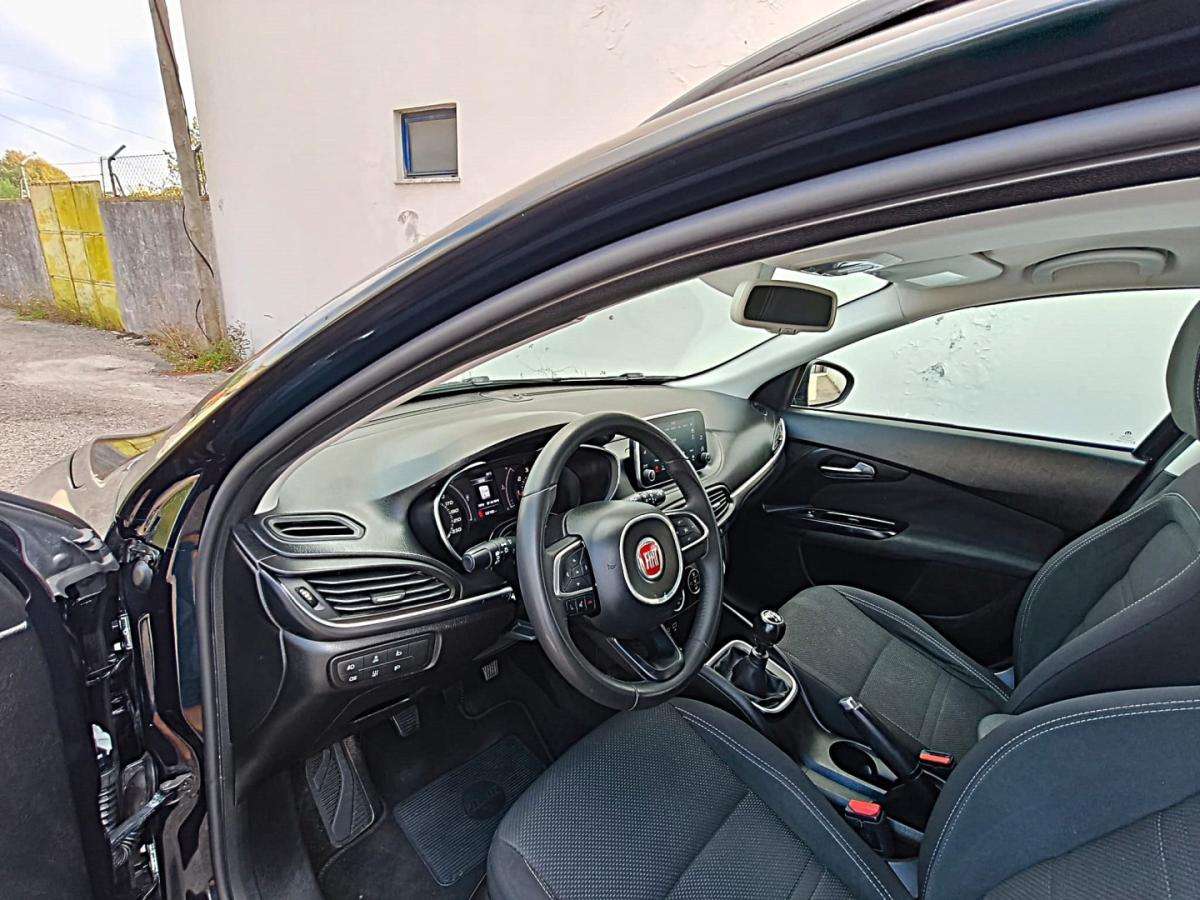 fiat-tipo-station-wagon-2018-diesel-1598cc