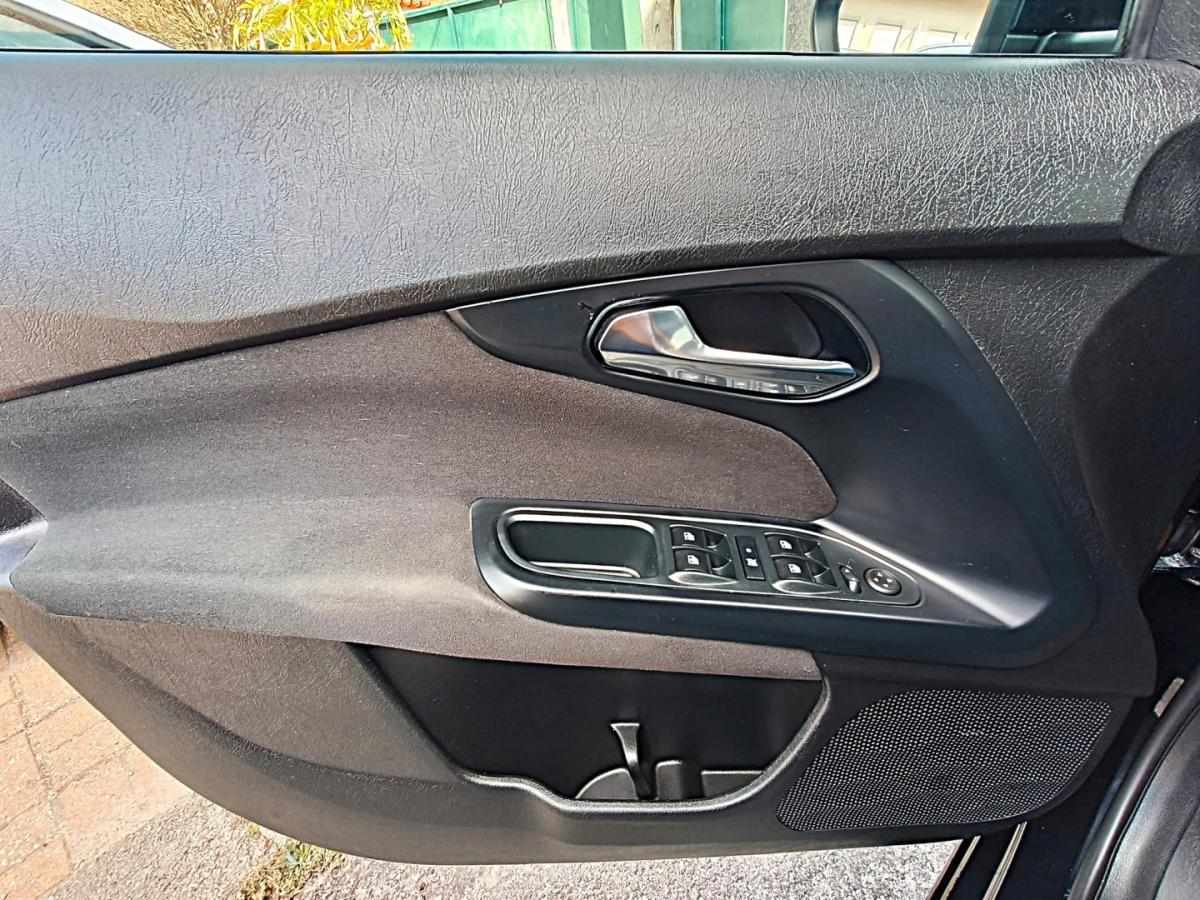 fiat-tipo-station-wagon-2018-diesel-1598cc