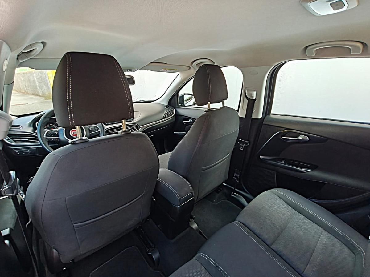 fiat-tipo-station-wagon-2018-diesel-1598cc