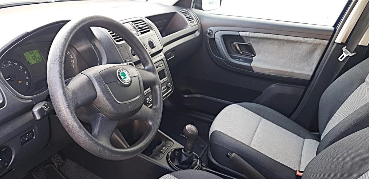 skoda-fabia-break-2011-diesel-1199cc