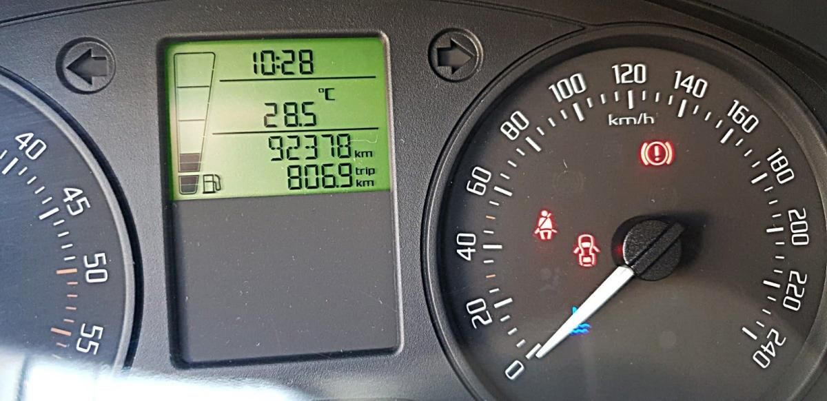 skoda-fabia-break-2011-diesel-1199cc