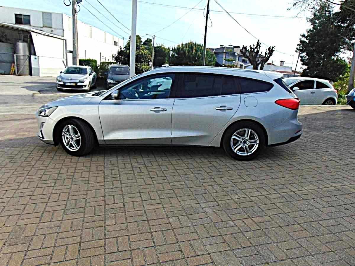 ford-focus-sw-2020-diesel-1499cc