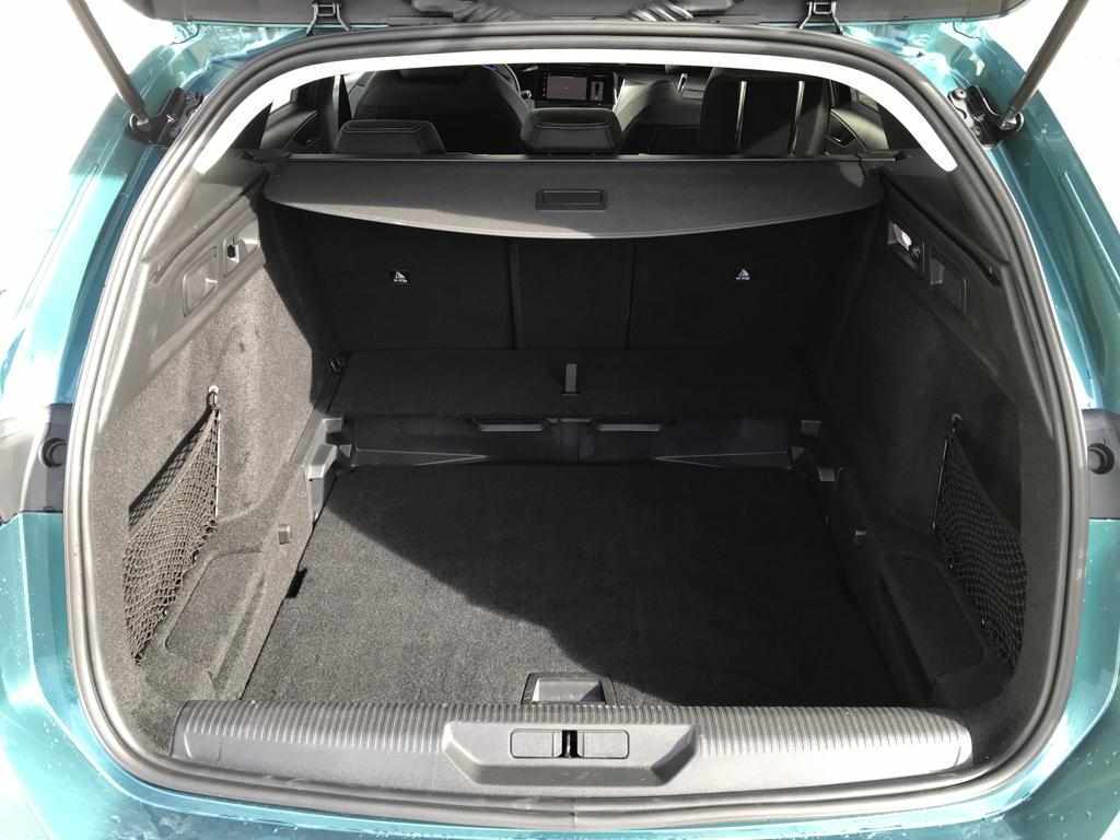peugeot-308-sw-2022-diesel-1498cc