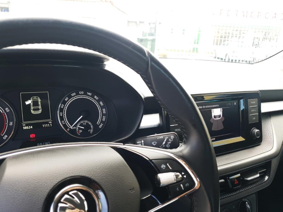 skoda-fabia-2023-gasolina-999cc