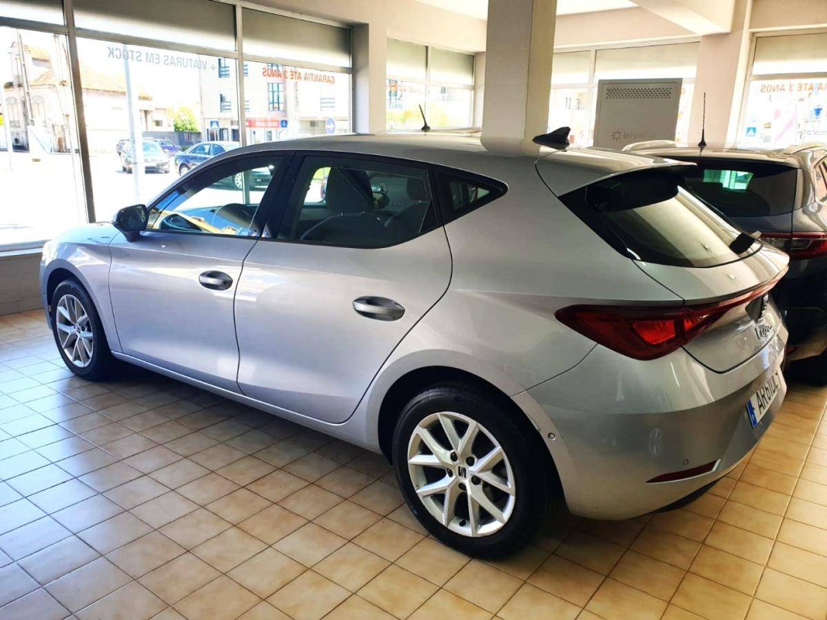 seat-leon-2022-gasolina-999cc