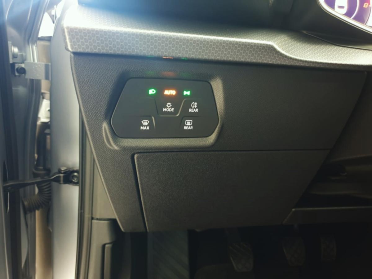 seat-leon-2022-gasolina-999cc