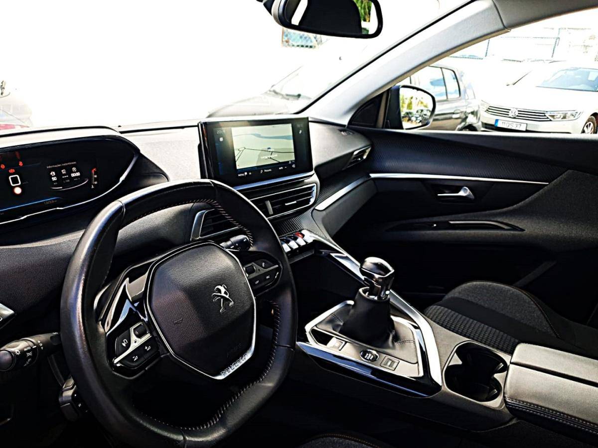peugeot-3008-2022-diesel-1499cc
