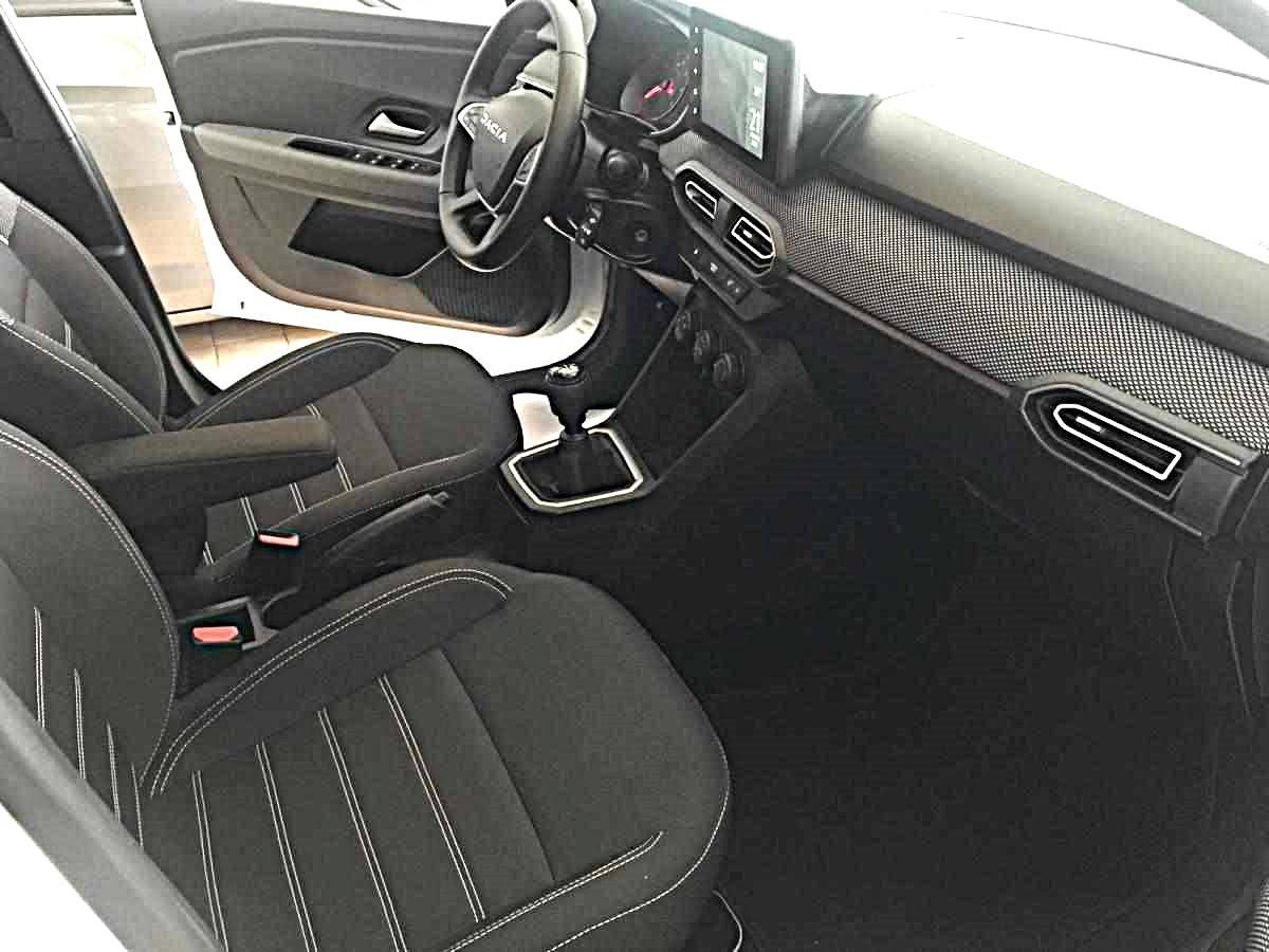 dacia-sandero-2023-gasolina-999cc