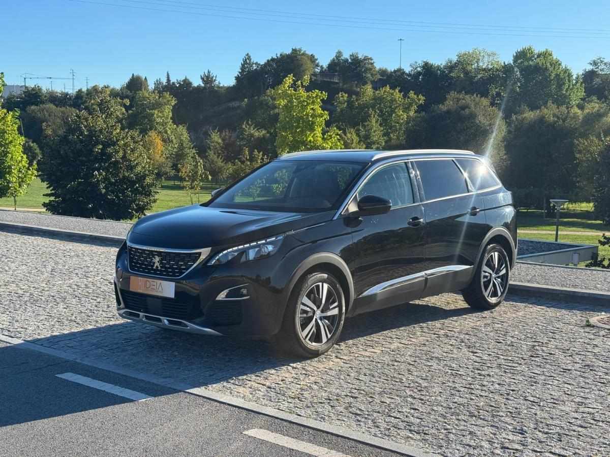 peugeot-5008-2020-diesel-1499cc
