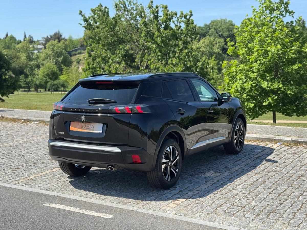 peugeot-2008-2021-diesel-1499cc