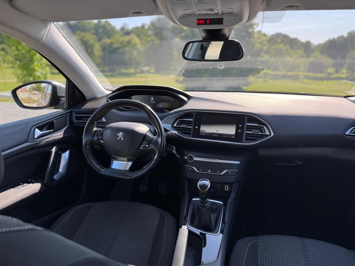 peugeot-308-2021-diesel-1499cc