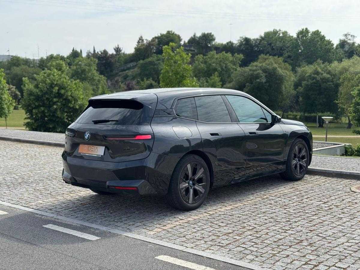 bmw-ix-2025-eletrico-0cc