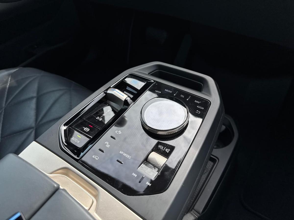 bmw-ix-2025-eletrico-0cc