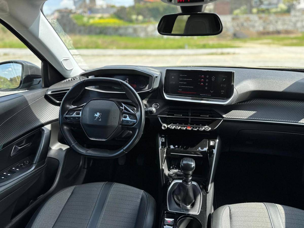 peugeot-2008-2021-gasolina-1199cc