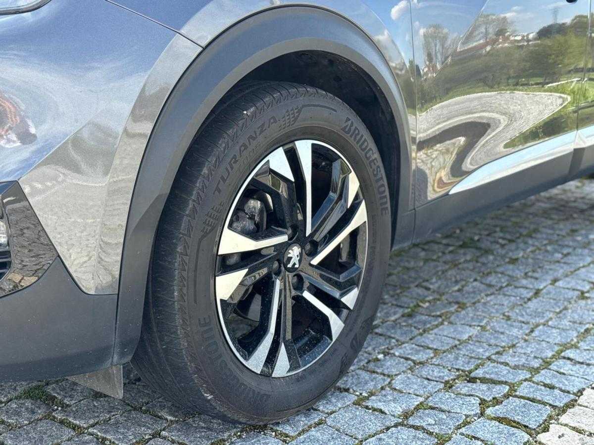 peugeot-2008-2021-gasolina-1199cc
