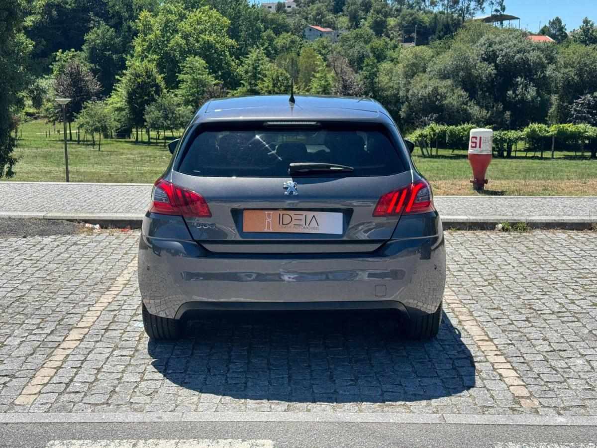 peugeot-308-2017-gasolina-1199cc