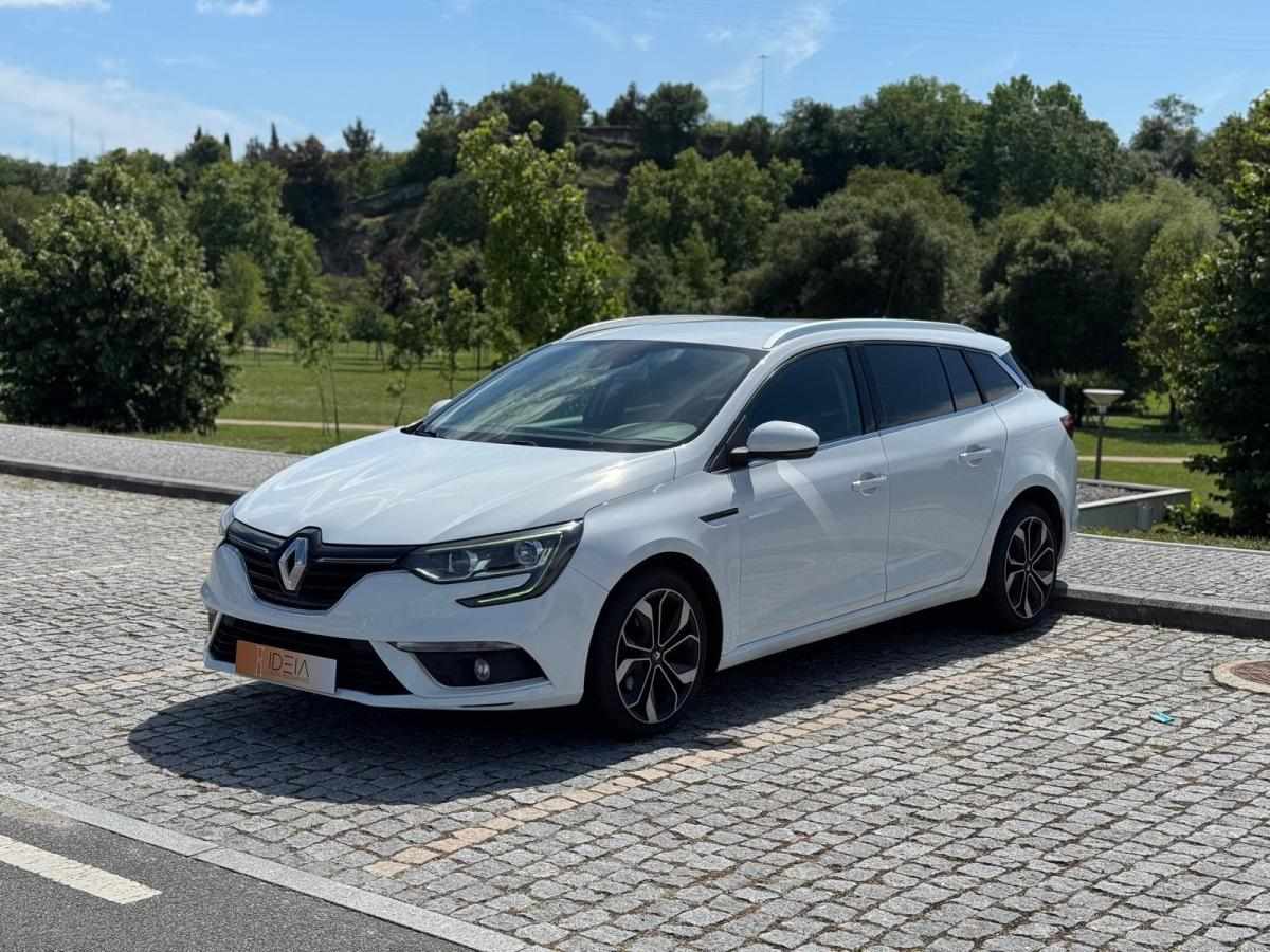 renault-megane-sport-tourer-2019-diesel-1461cc