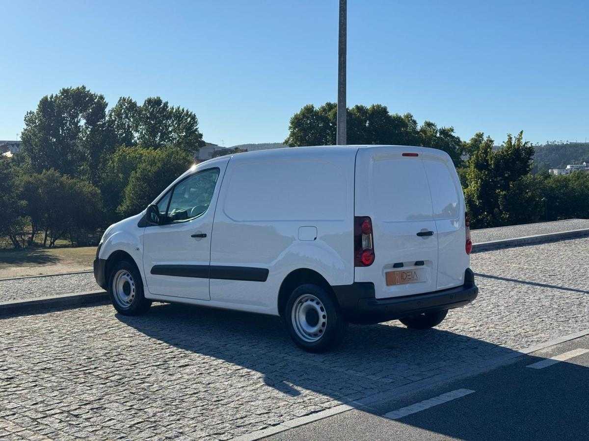 peugeot-partner-2018-diesel-1560cc