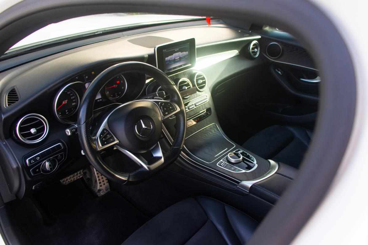 mercedes-benz-glc-250-d-4matic-2018-diesel-2143cc
