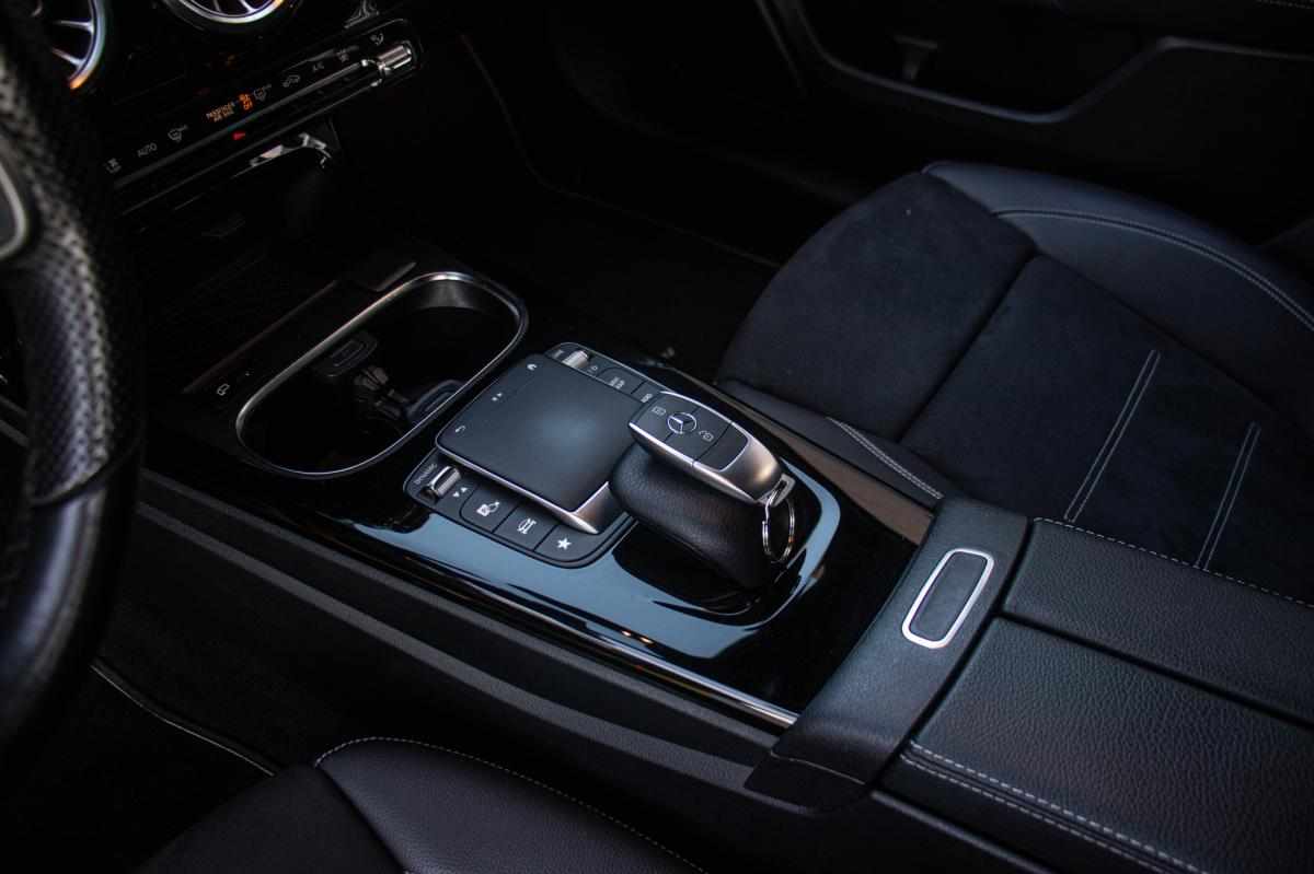 mercedes-benz-classe-a-a-250-e-2021-gasolina-1332cc