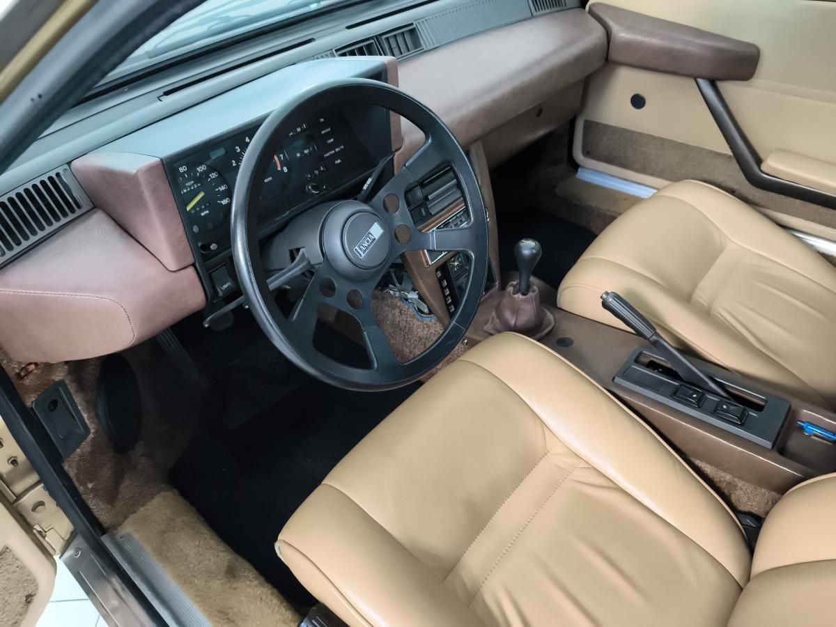lancia-beta-1976-gasolina-1995cc