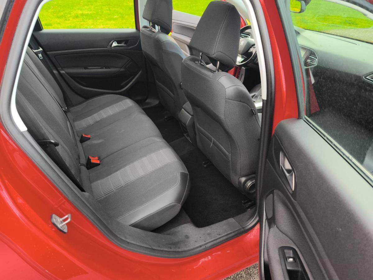 peugeot-308-sw-2018-gasolina-1199cc