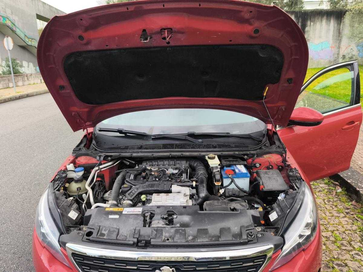 peugeot-308-sw-2018-gasolina-1199cc