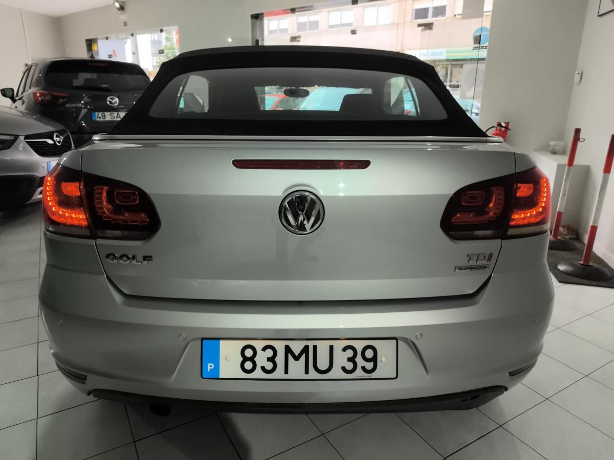 volkswagen-golf-cabriolet-2012-diesel-1598cc