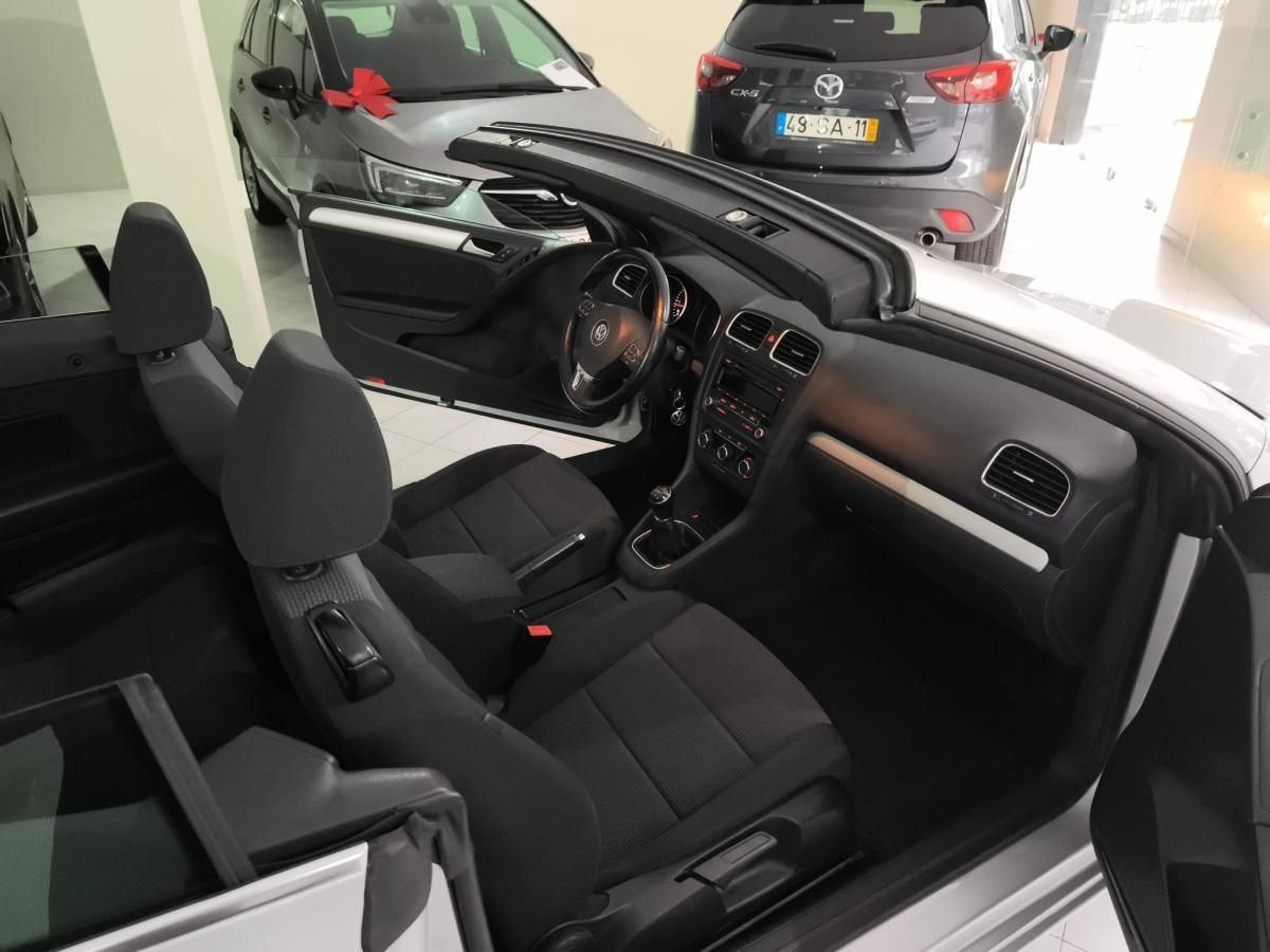 volkswagen-golf-cabriolet-2012-diesel-1598cc