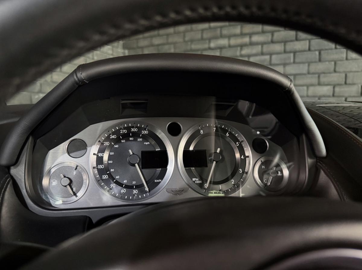 aston-martin-db9-2006-gasolina-5935cc