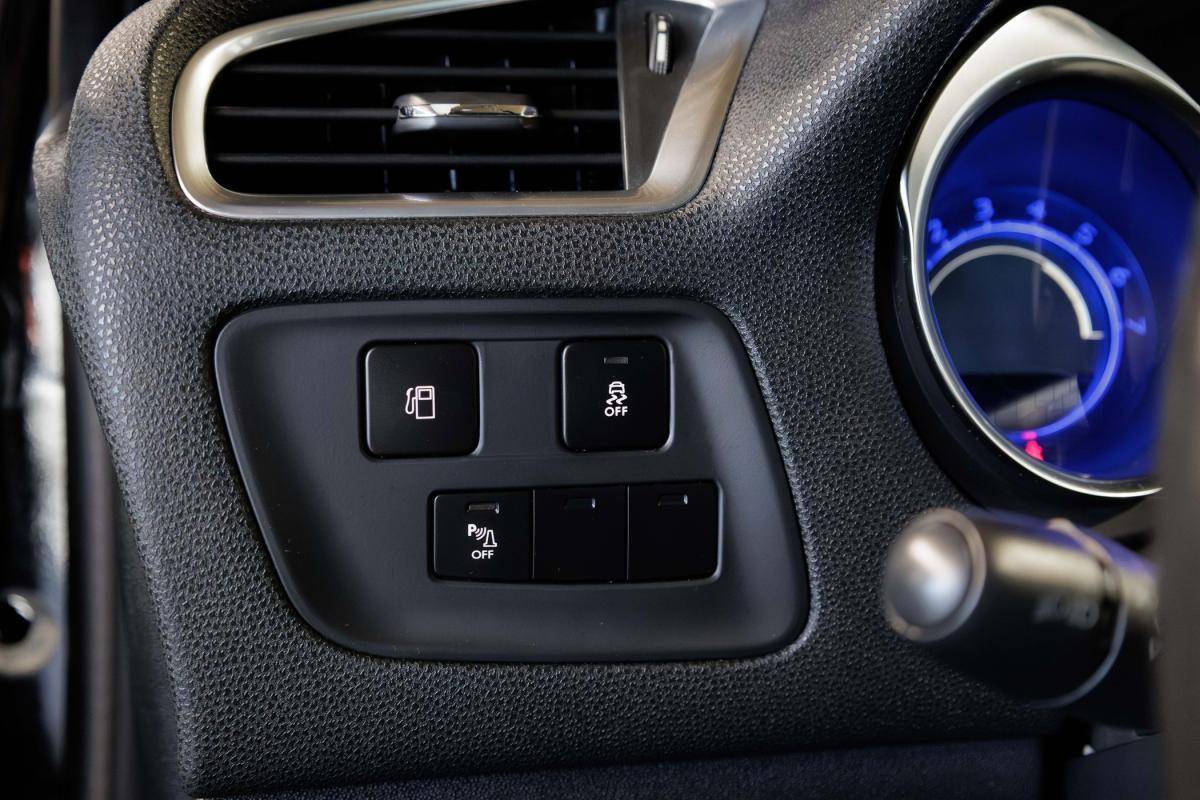 citroen-ds4-2014-diesel-1560cc