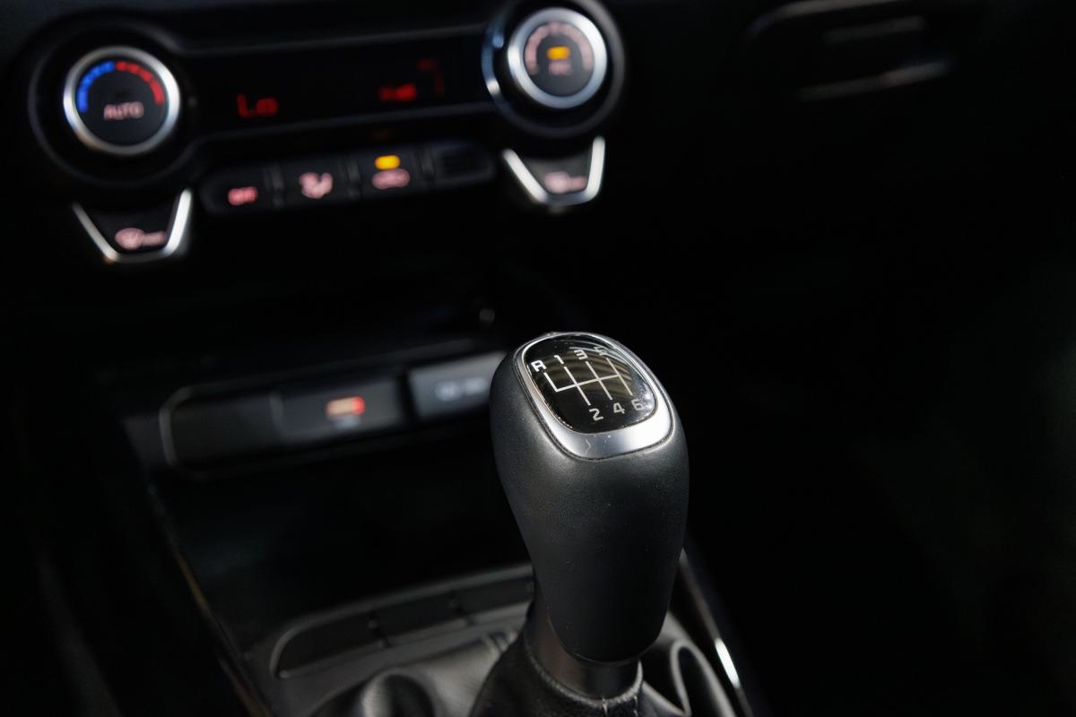 kia-stonic-2025-gasolina-998cc