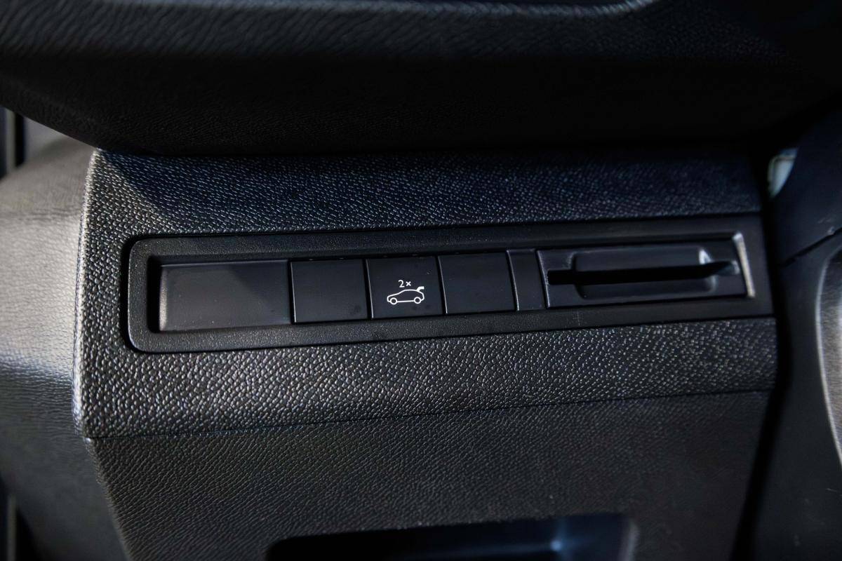 peugeot-3008-2019-gasolina-1199cc