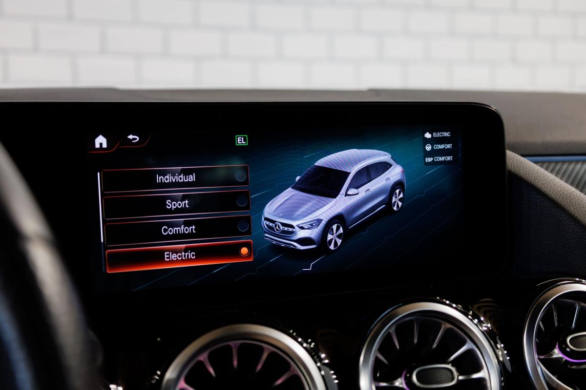 mercedes-benz-gla-2022-hibrido-a-gasolina-1332cc