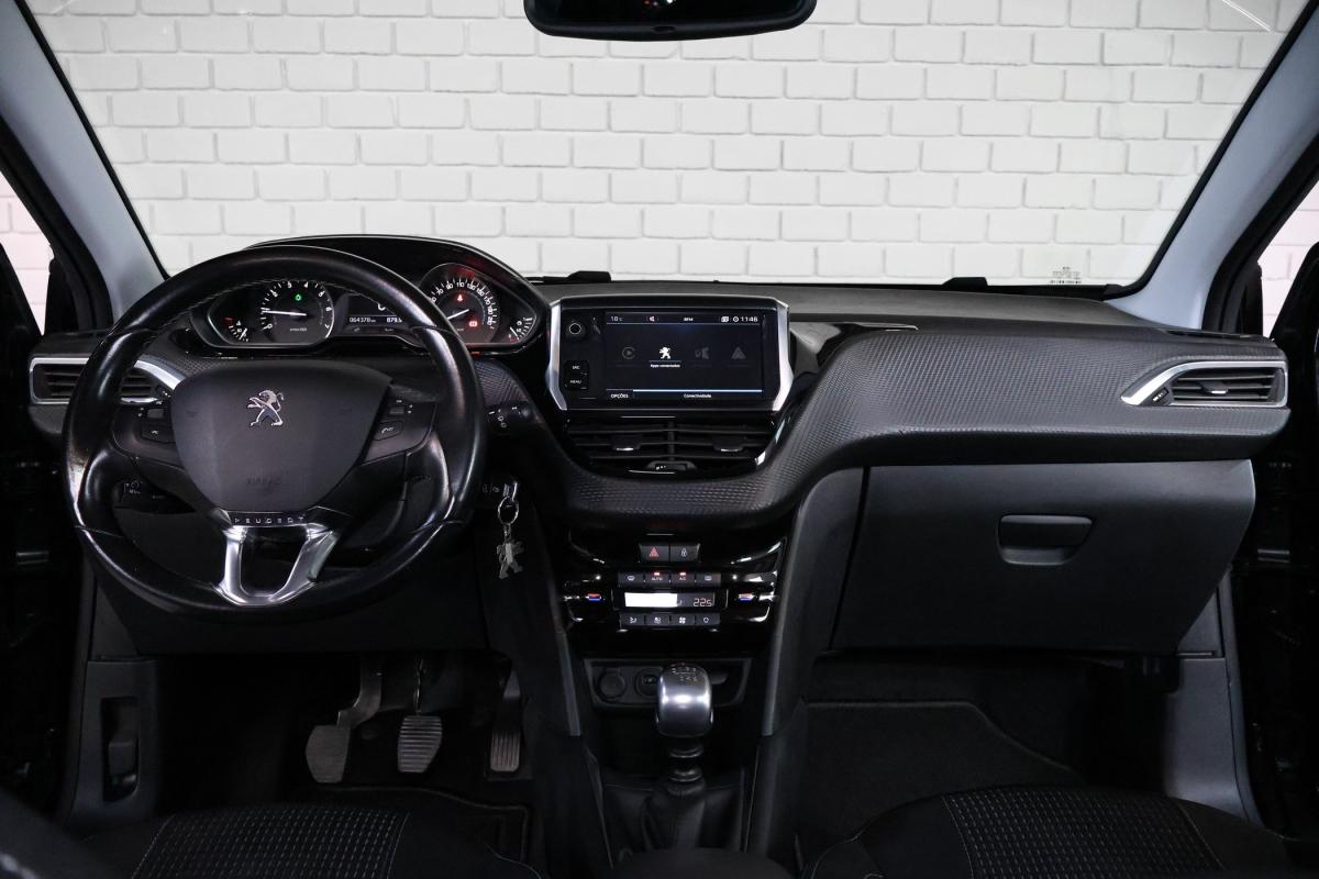 peugeot-208-2018-gasolina-1199cc